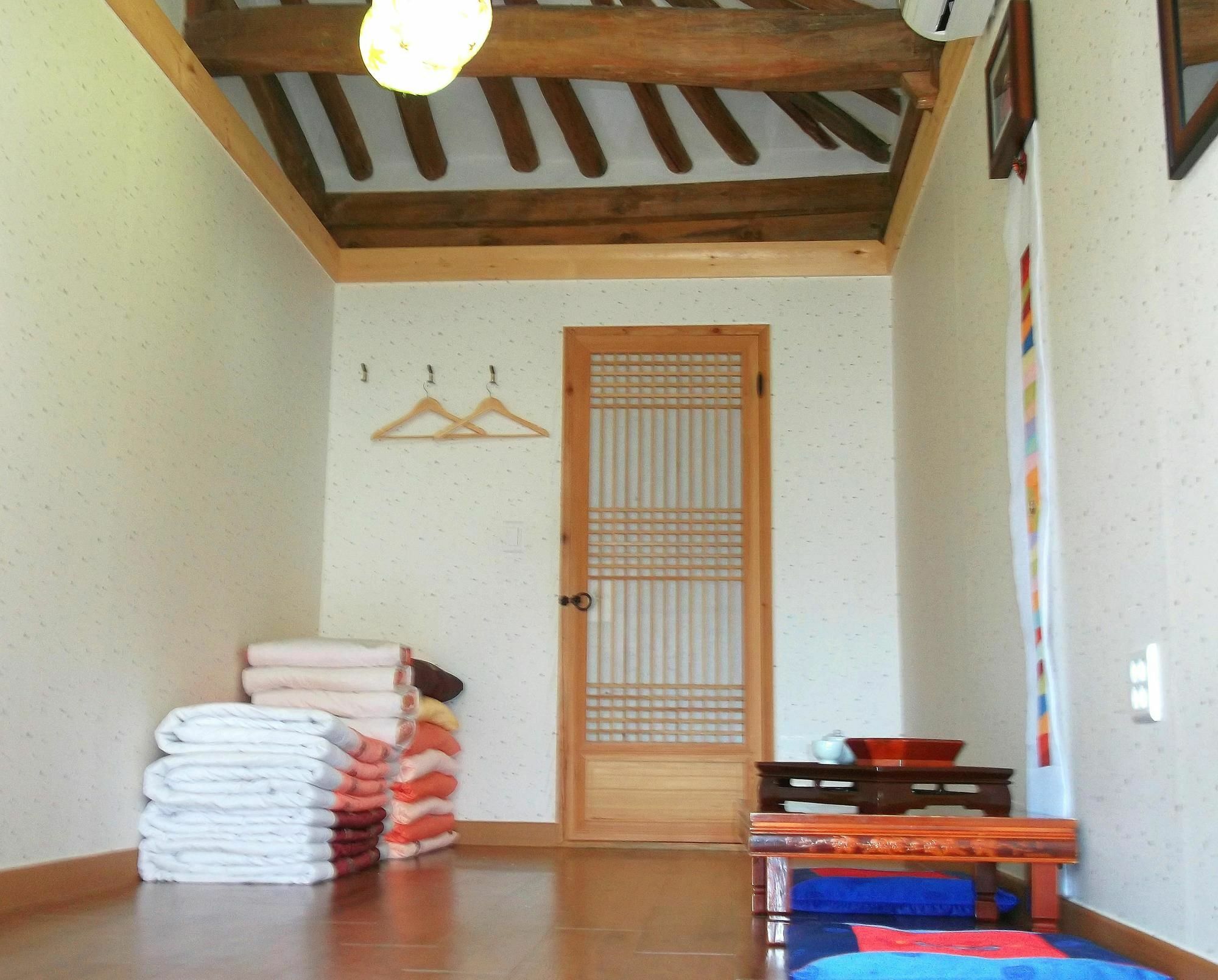 Hotel Dukmanjae Jeonju Exterior foto